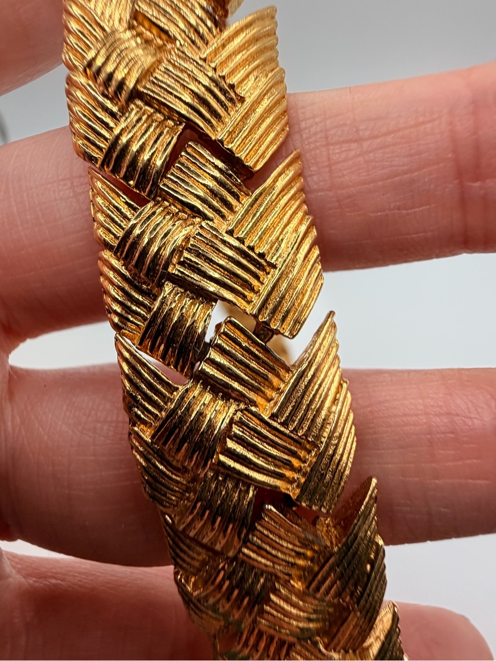 Vintage 80s Napier gold-plated basketweave collar necklace - Picture 5 of 6